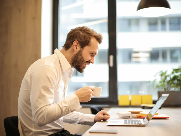Enterprise Service Management in a Connected World: Best Practices for Compliance and ROI